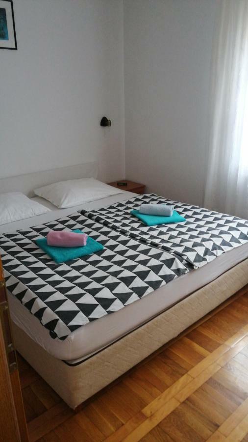 Apartman Valentic Apartment Jadranovo Exterior photo